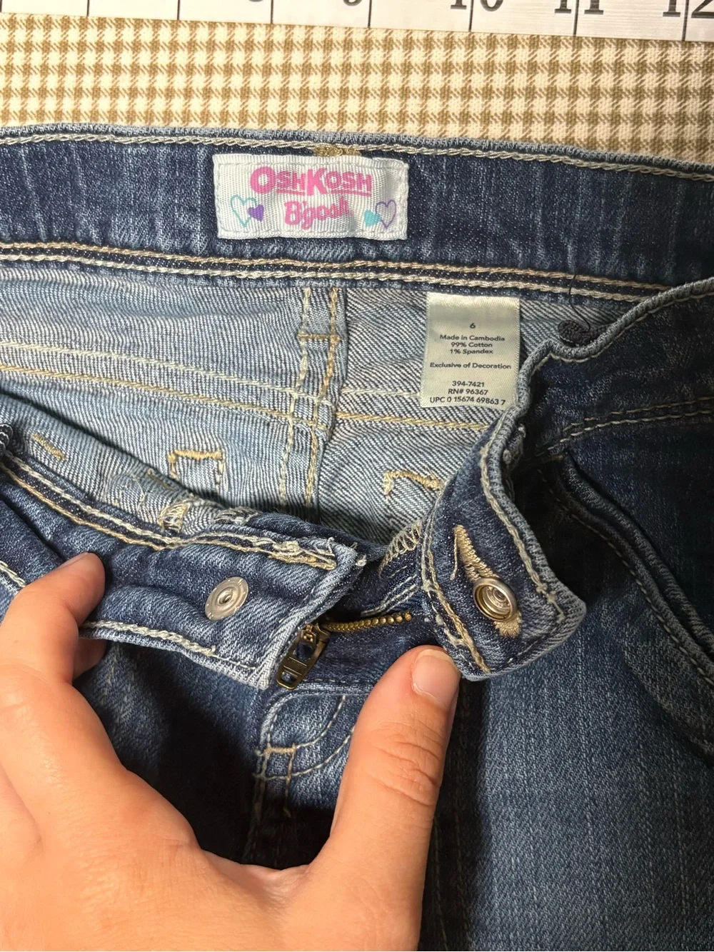 Y2K OshKosh B’gosh Girls Denim Capri Jeans Size 6 Embroidered Floral